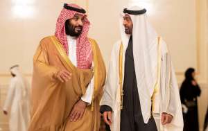 الخلاف النفطي بين السعودية والإمارات وانعكاساته الإقليمية