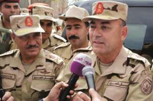 اطاحة السيسي برئيس أركان الجيش فريد حجازي.. السياقات والدلالات والمخاطر