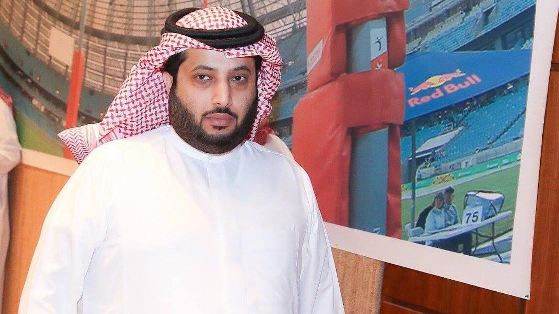 حفل آمال ماهر بالساحل الشمالي ونفوذ تركي آل الشيخ بمصر