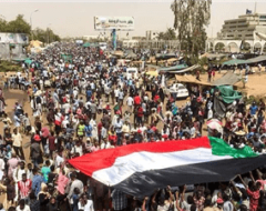 مستقبل الثورة السودانية …بين السيسي وسوار الذهب